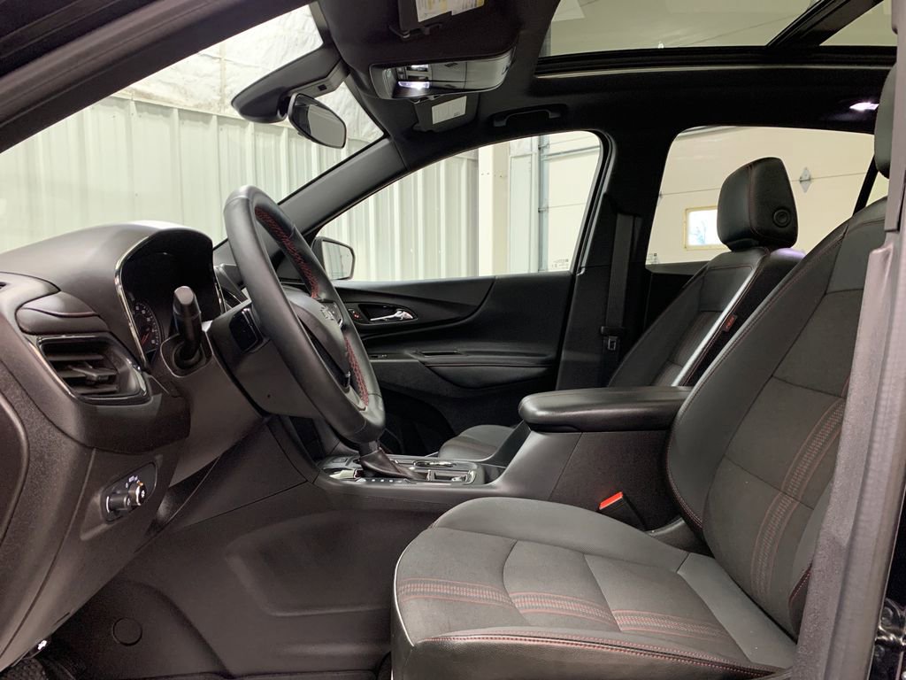 Used 2024 Chevrolet Equinox RS image 16