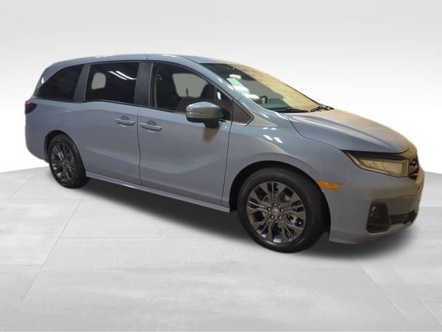 New 2026 Honda Odyssey Touring image 8
