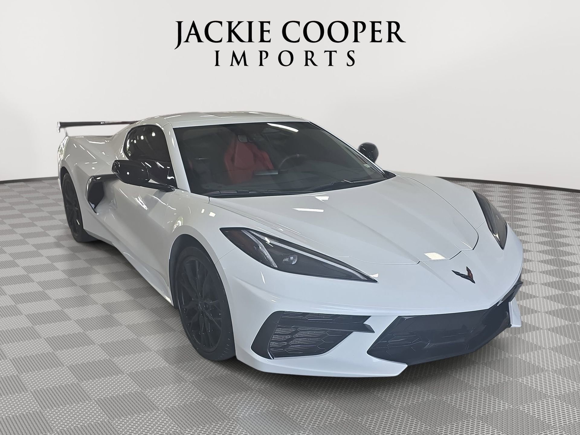 Used 2025 Chevrolet Corvette Stingray Coupe w/ 1LT RWD image 3