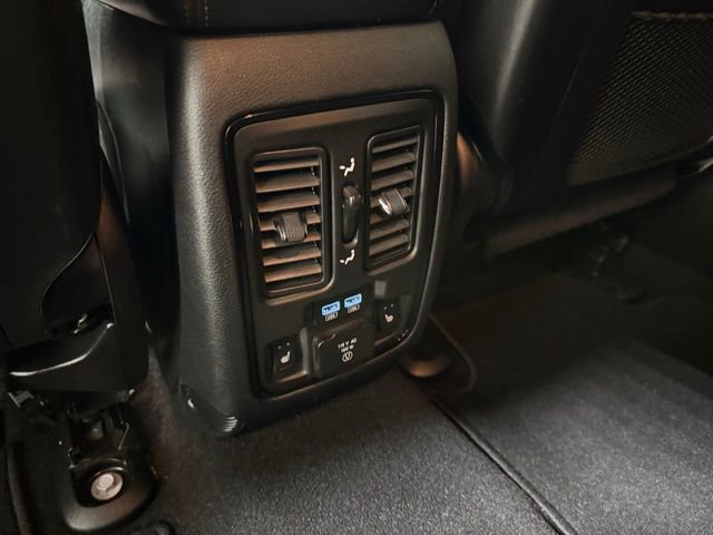 Used 2024 Dodge Durango GT image 22