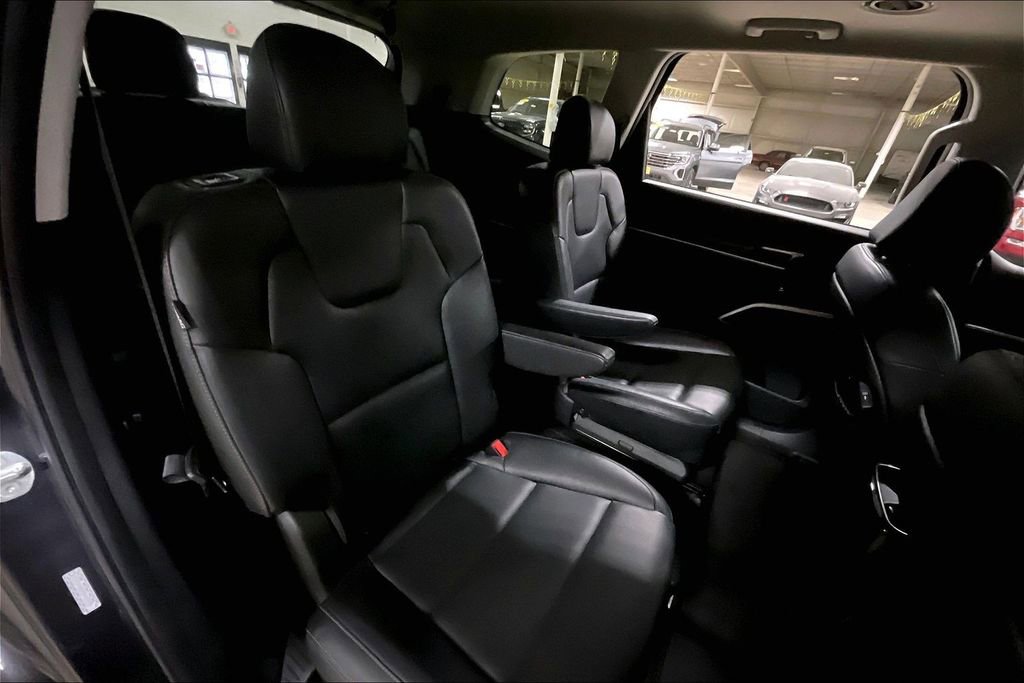 Used 2025 Kia Telluride S AWD/4WD image 26