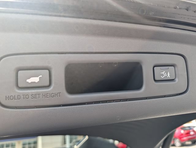 Used 2025 Acura ADX AWD image 25