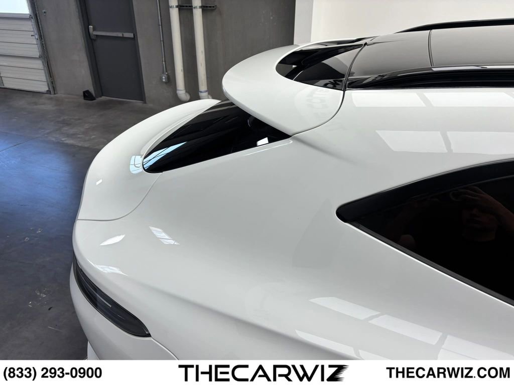 Used 2021 Aston Martin DBX AWD/4WD image 40