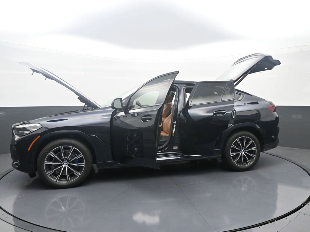 Used 2022 BMW X6 xDrive40i w/ M Sport Package AWD/4WD image 40