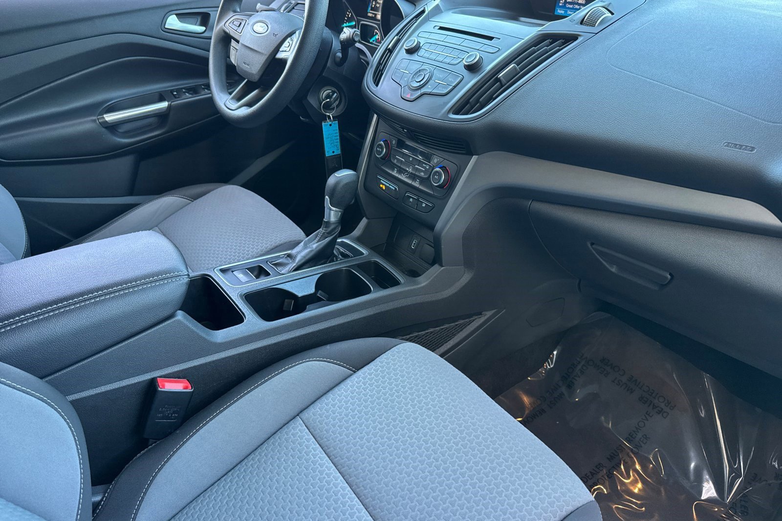 Used 2017 Ford Escape SE image 31