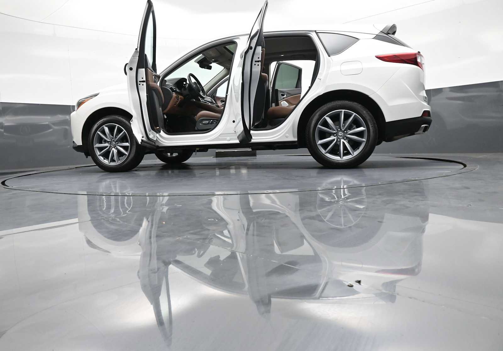Certified 2024 Acura RDX w/ Technology Package AWD/4WD image 49