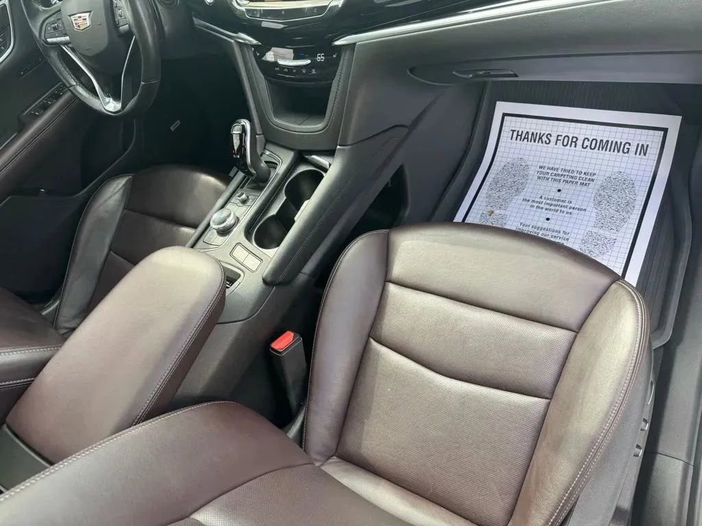 Used 2021 Cadillac XT6 Premium Luxury w/ LPO, Floor Liner Package image 15
