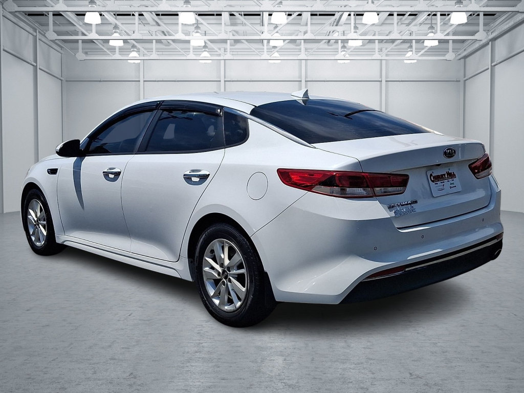 Used 2018 Kia Optima LX FWD image 7