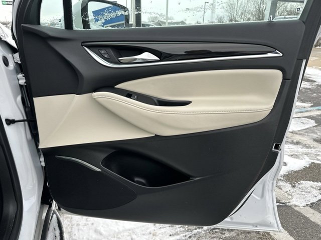 Used 2024 Buick Enclave Essence w/ Experience Buick Package image 10