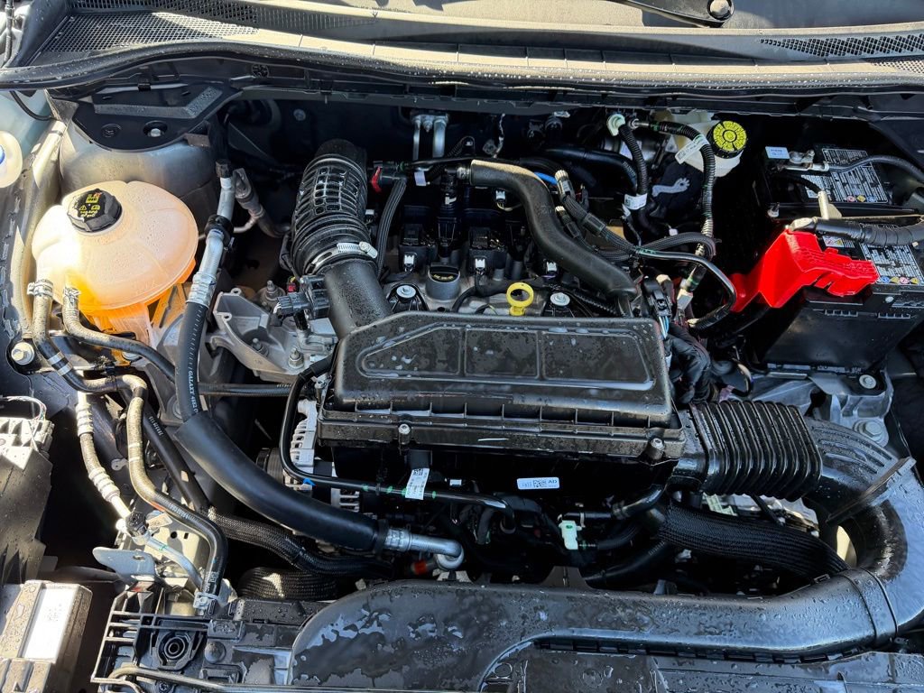 Used 2025 Ford Escape ST-Line image 14