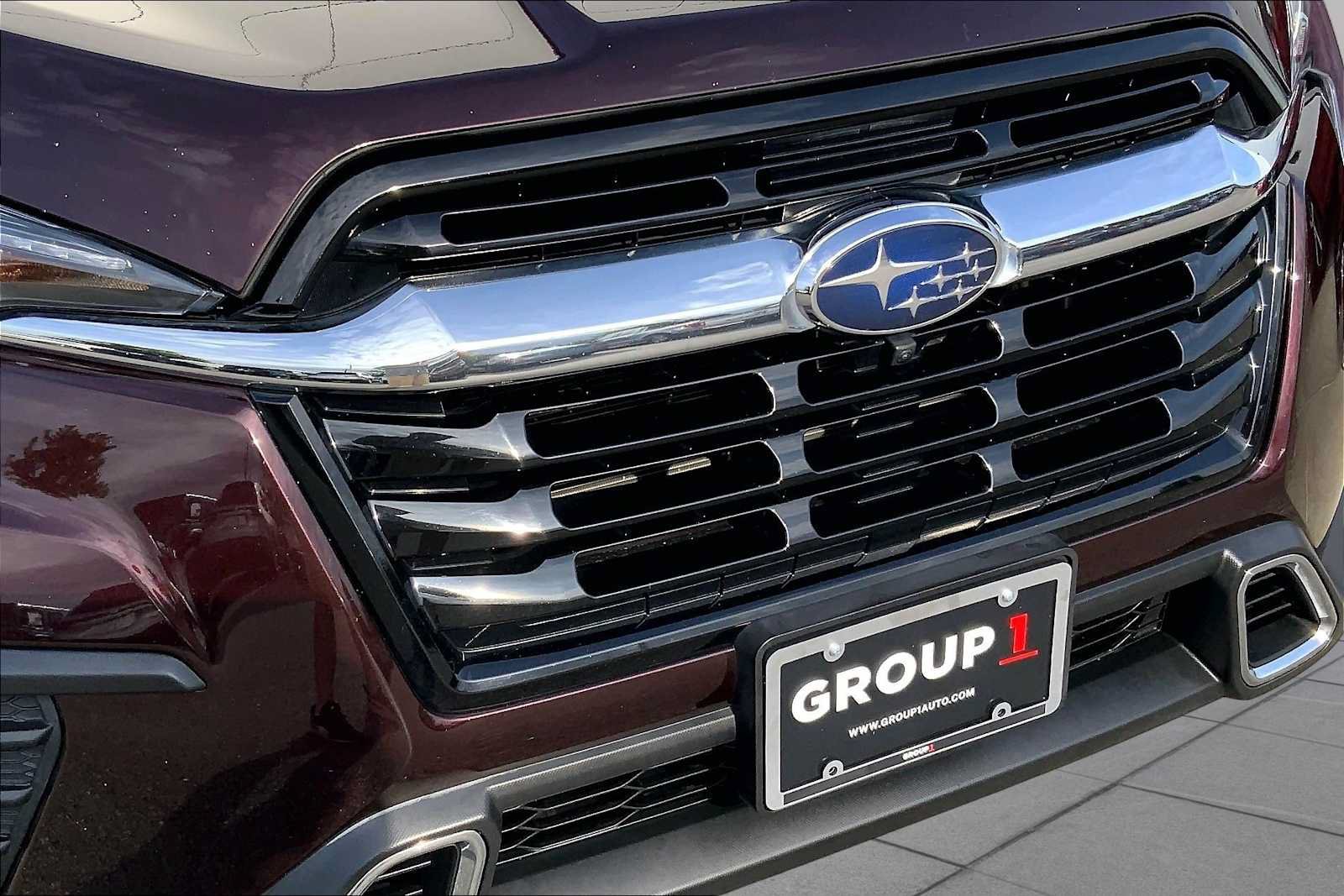 Used 2024 Subaru Ascent Touring AWD/4WD image 32