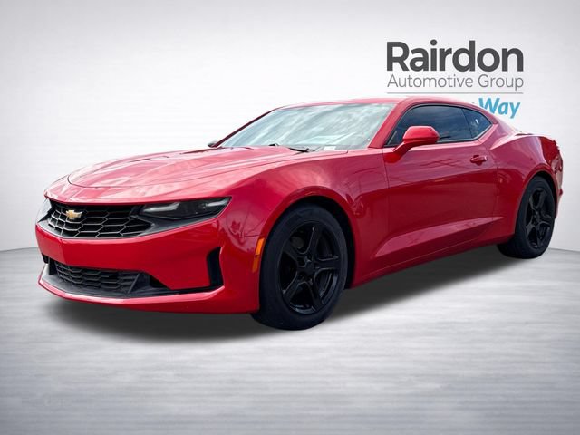 Used 2020 Chevrolet Camaro LT RWD image 6