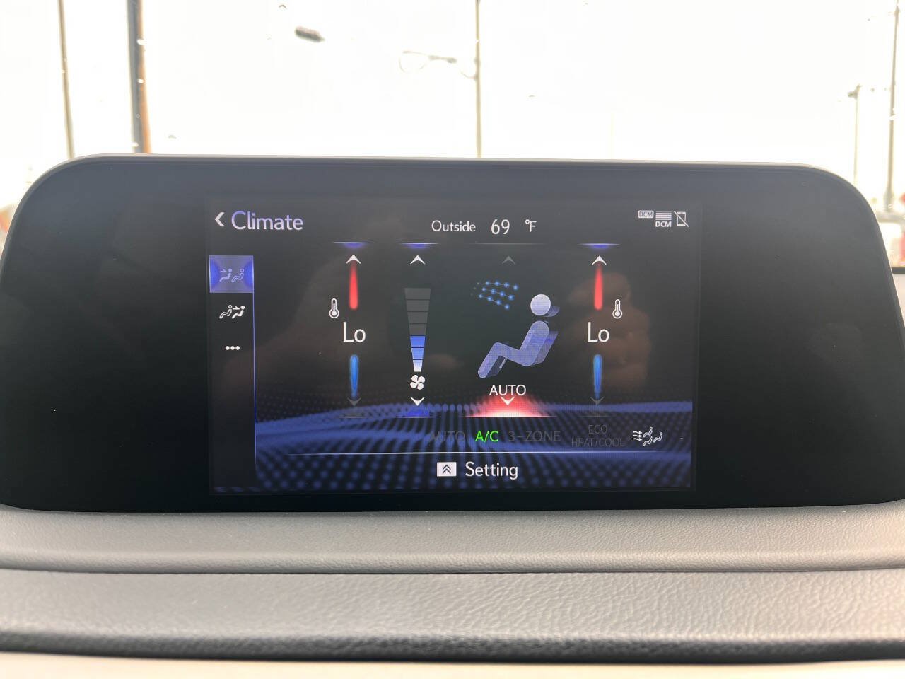 Used 2021 Lexus RX 350L Premium w/ Premium Package AWD/4WD image 16