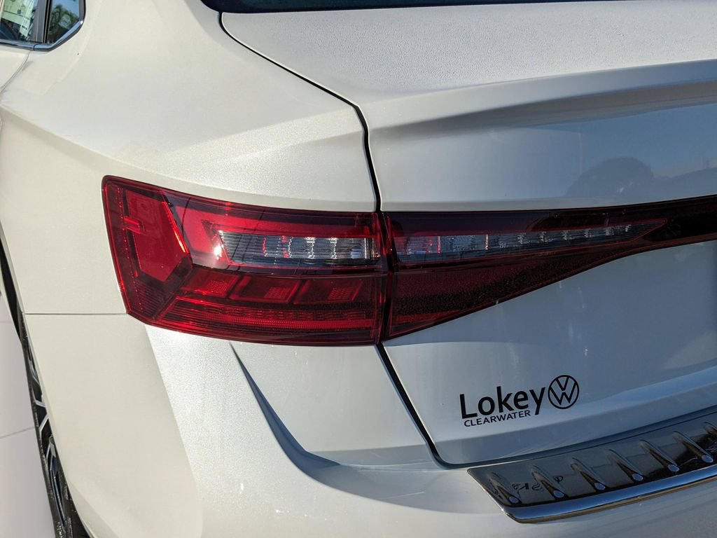 New 2026 Volkswagen Jetta SE FWD image 9