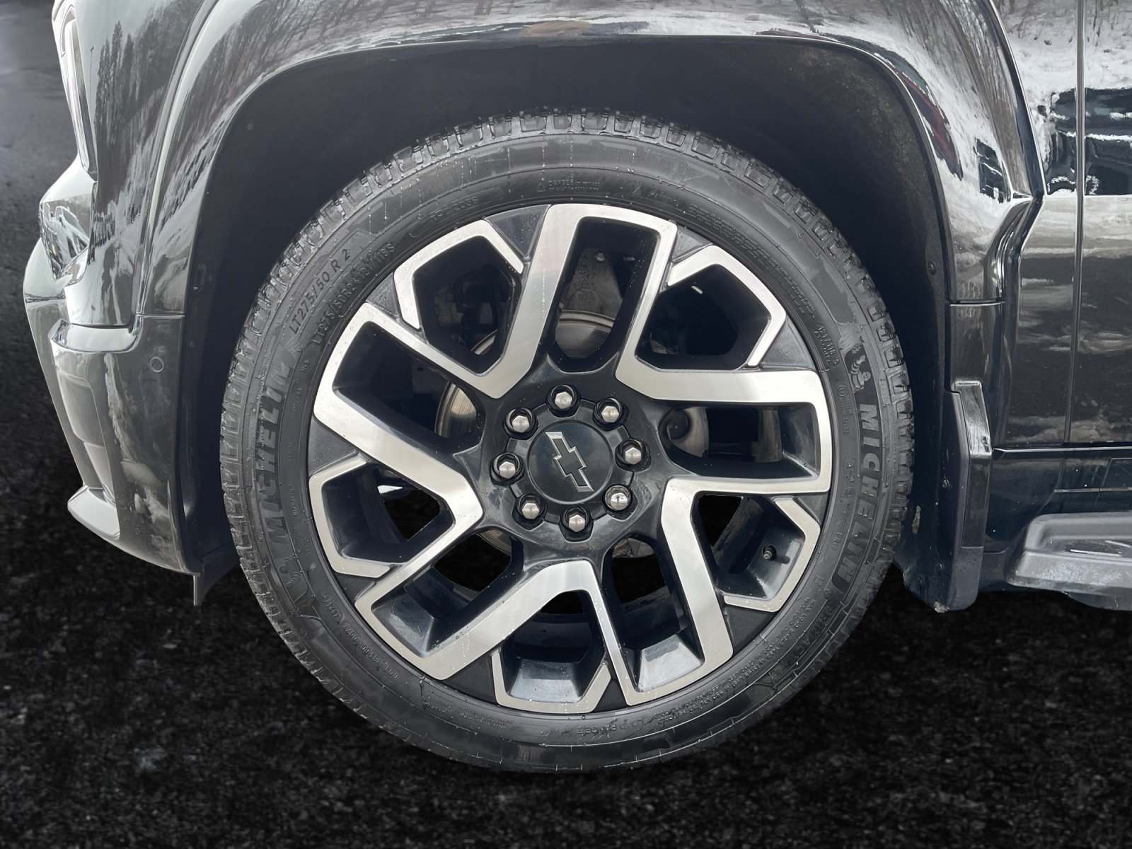 Used 2024 Chevrolet Silverado EV RST image 15