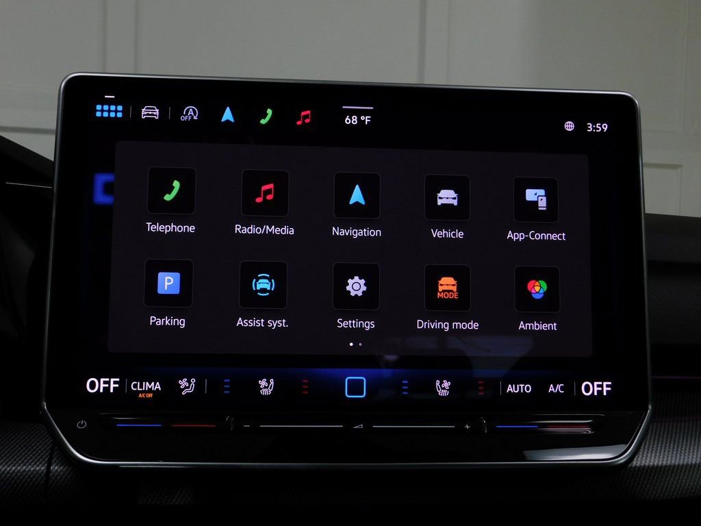 Used 2025 Volkswagen Golf 2.0T image 60