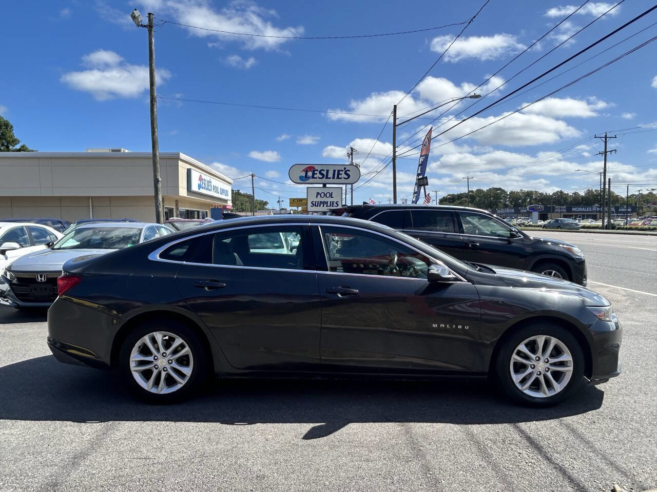 Used 2016 Chevrolet Malibu LT image 4