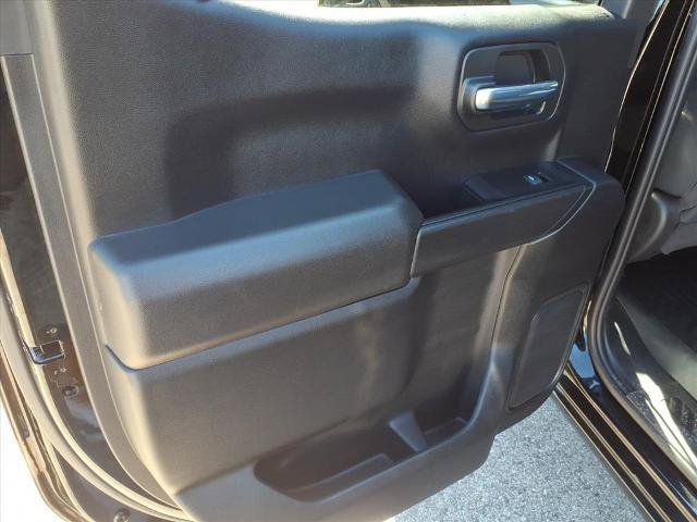 Used 2023 Chevrolet Silverado 1500 Custom AWD/4WD image 7