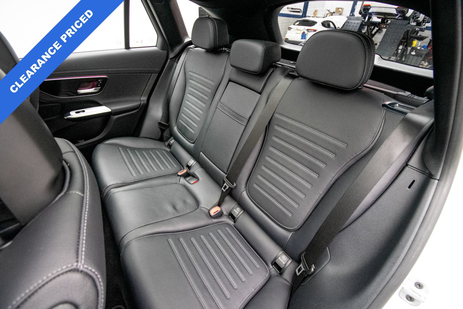 Used 2025 Mercedes-Benz GLC 43 AMG 4MATIC image 23