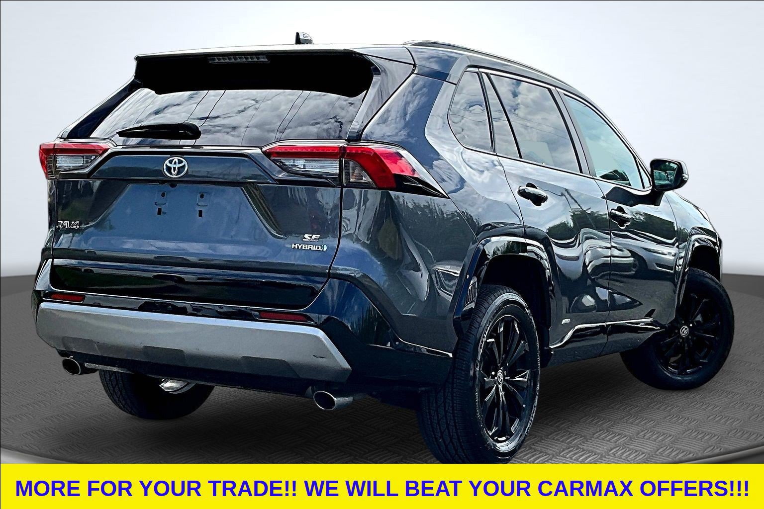 Used 2023 Toyota RAV4 SE AWD/4WD image 6