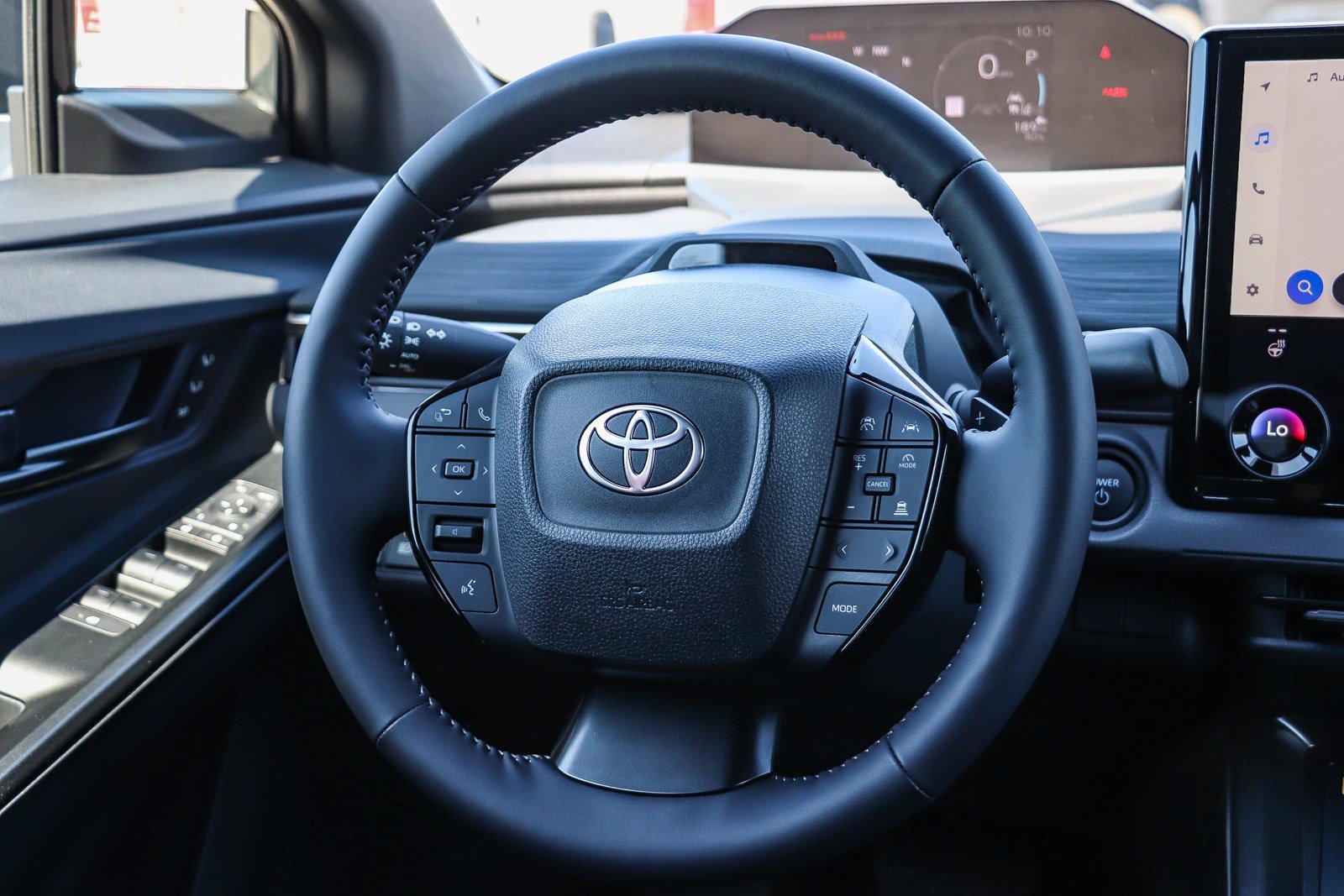 New 2026 Toyota C-HR AWD/4WD image 19