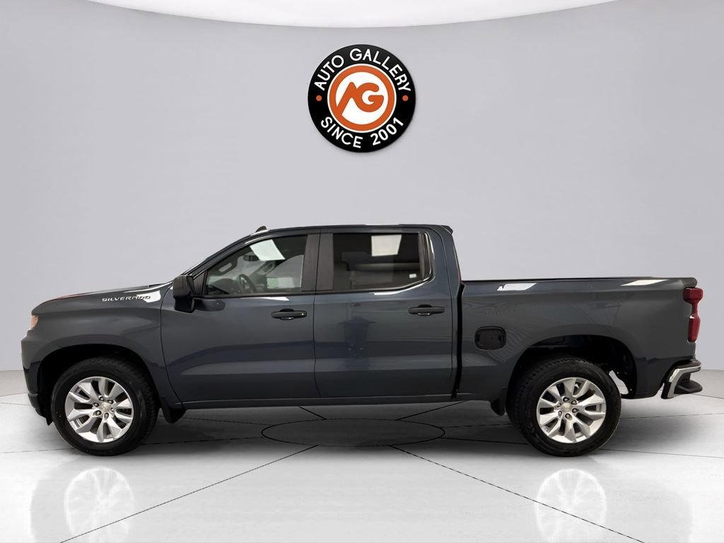 Used 2020 Chevrolet Silverado 1500 Custom w/ Custom Value Package RWD image 4