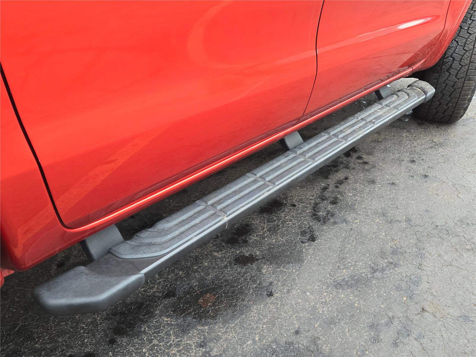 Used 2023 Ford Ranger XLT w/ Equipment Group 301A Mid image 9