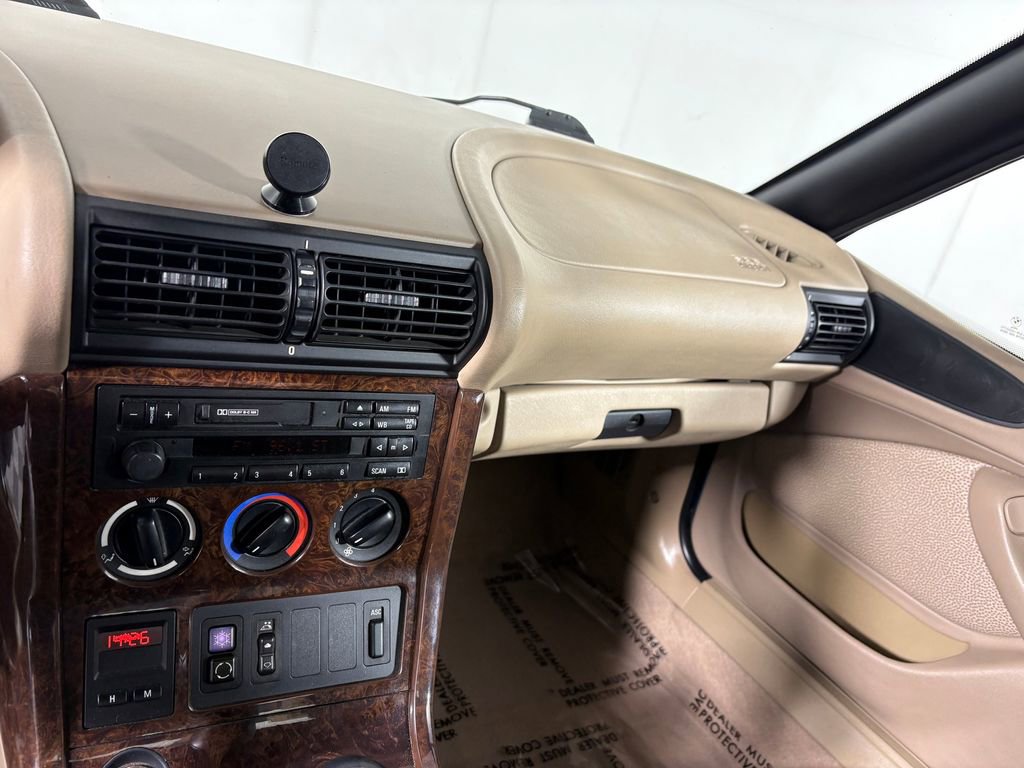 Used 1998 BMW Z3 2.8 RWD image 17