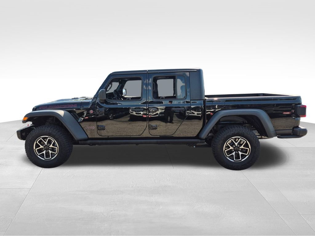 Used 2025 Jeep Gladiator Rubicon w/ Safety Group AWD/4WD image 3