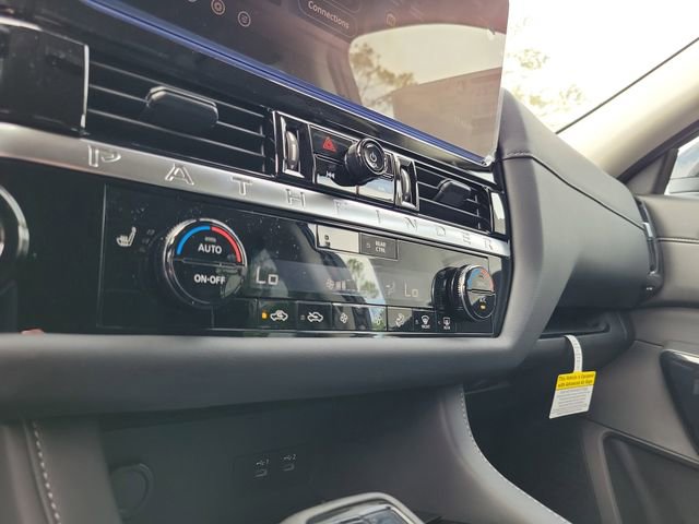 New 2026 Nissan Pathfinder SV image 17