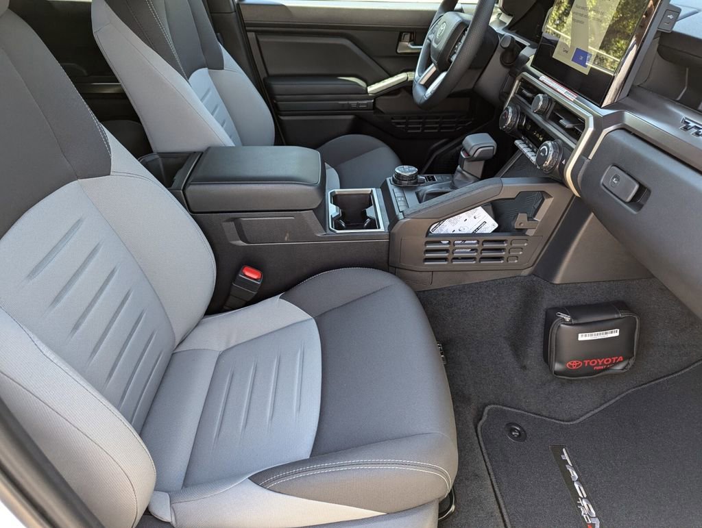 New 2025 Toyota Tacoma TRD Off-Road AWD/4WD image 14