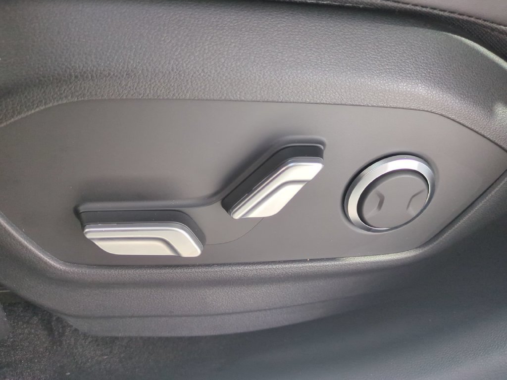 New 2027 Hyundai Santa Fe XRT AWD/4WD image 24