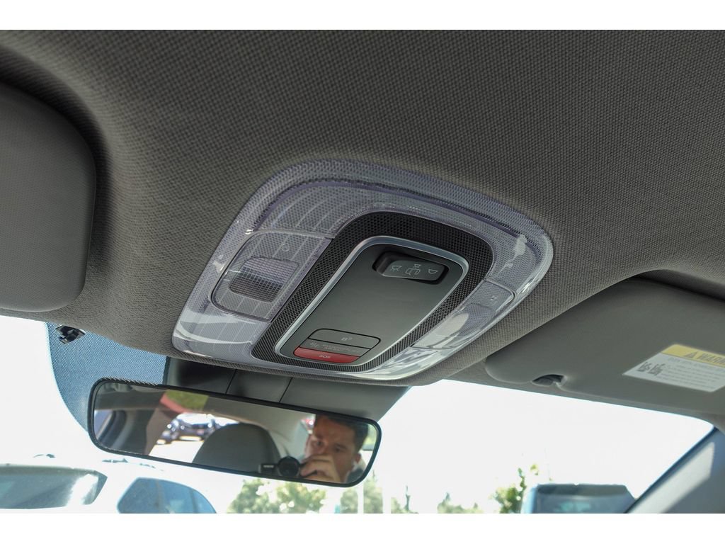 Used 2026 Hyundai Elantra SEL FWD image 28