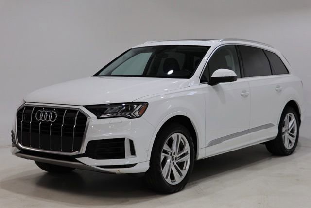Used 2024 Audi Q7 3.0T Premium Plus AWD/4WD image 3