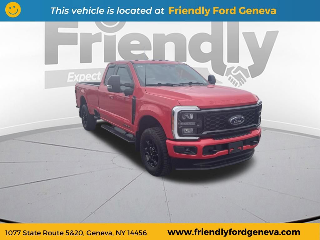Used 2023 Ford F350 XLT w/ XLT Premium Package AWD/4WD image 3
