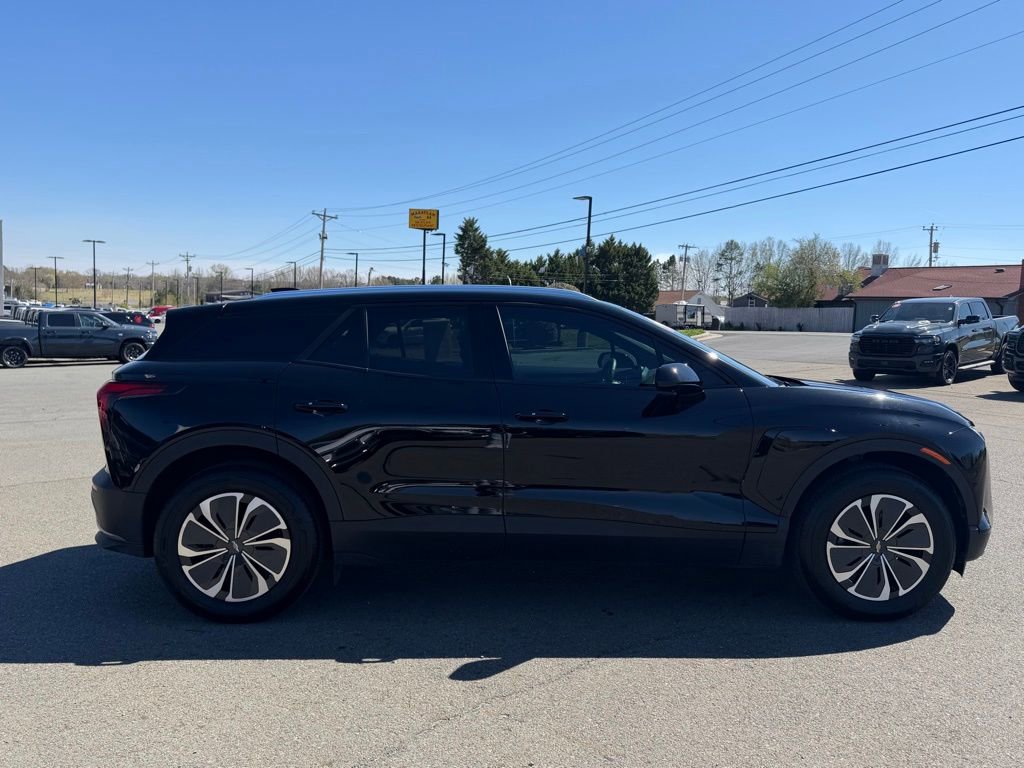 Used 2025 Chevrolet Blazer EV LT image 2