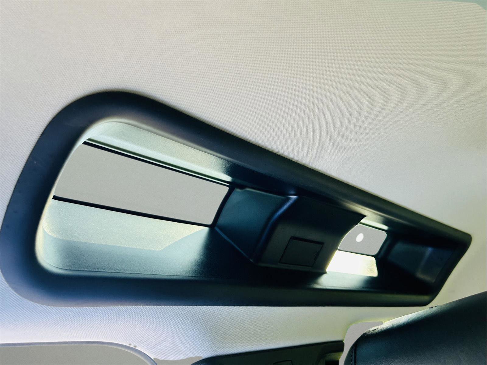 Used 2020 Land Rover Defender 110 HSE image 44