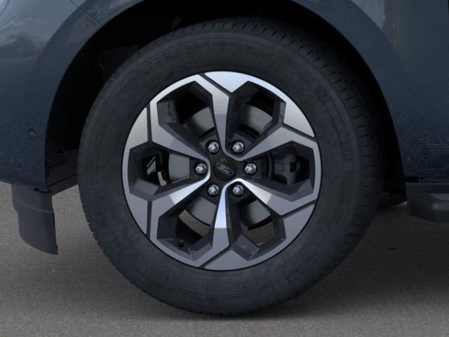 New 2026 Ford Expedition Active image 18