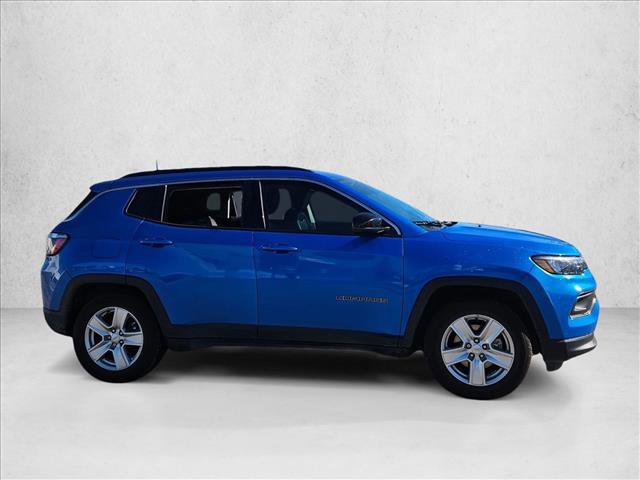 Used 2022 Jeep Compass Latitude image 4