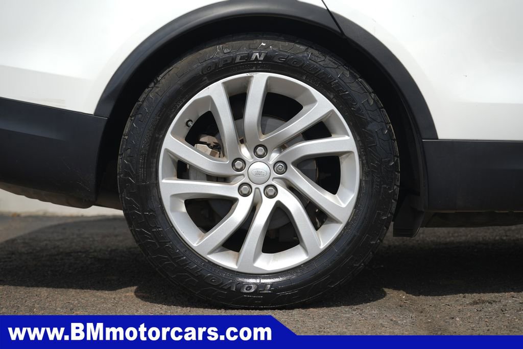 Used 2019 Land Rover Discovery HSE AWD/4WD image 11