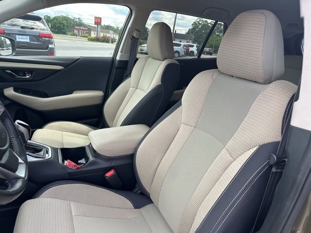 Used 2022 Subaru Outback Premium image 10
