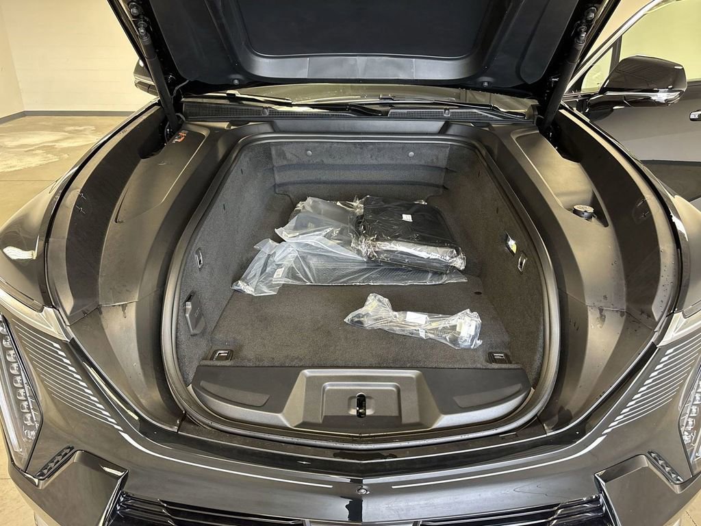 New 2025 Cadillac Escalade IQ Luxury 2 image 35