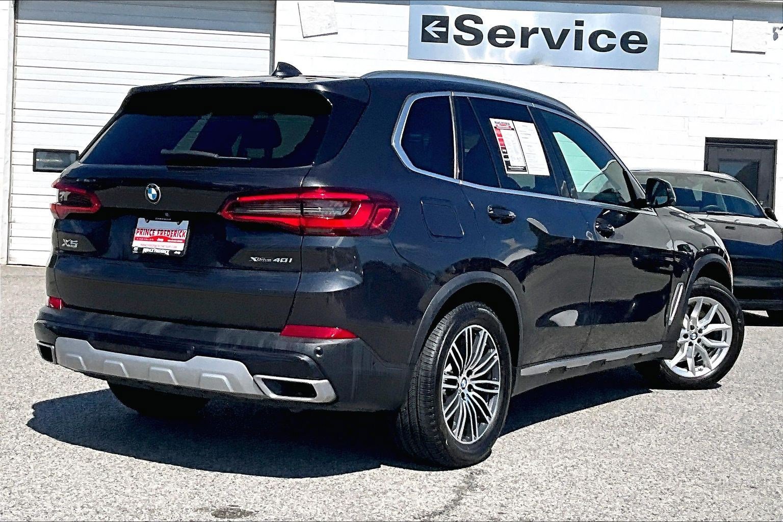 Used 2019 BMW X5 xDrive40i w/ Convenience Package AWD/4WD image 10