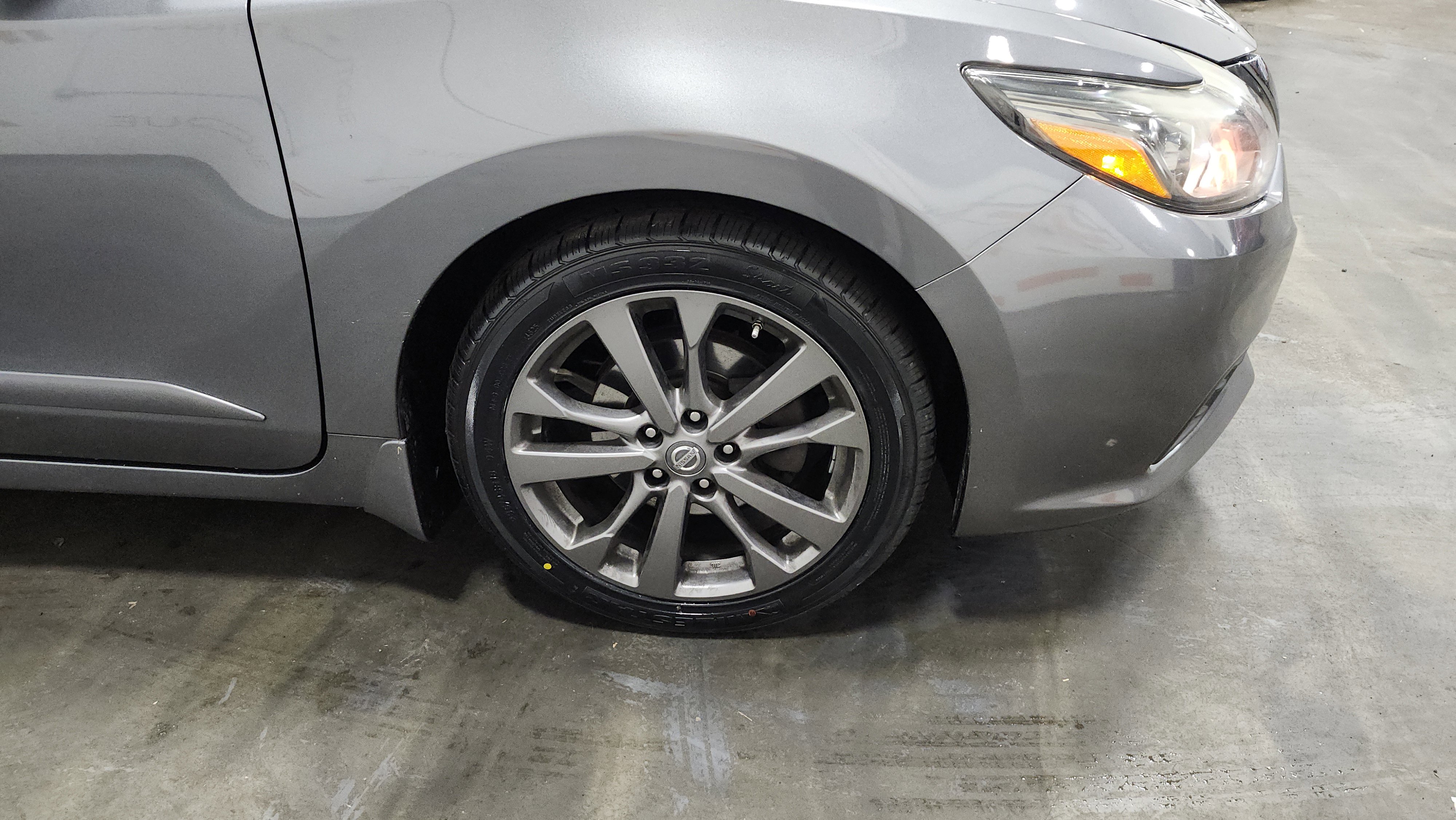 Used 2018 Nissan Altima 2.5 SR w/ SR Special Edition image 11