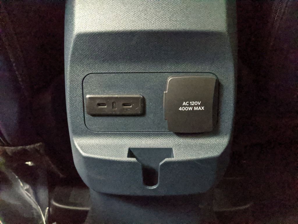 New 2026 Ford Maverick Lariat image 19