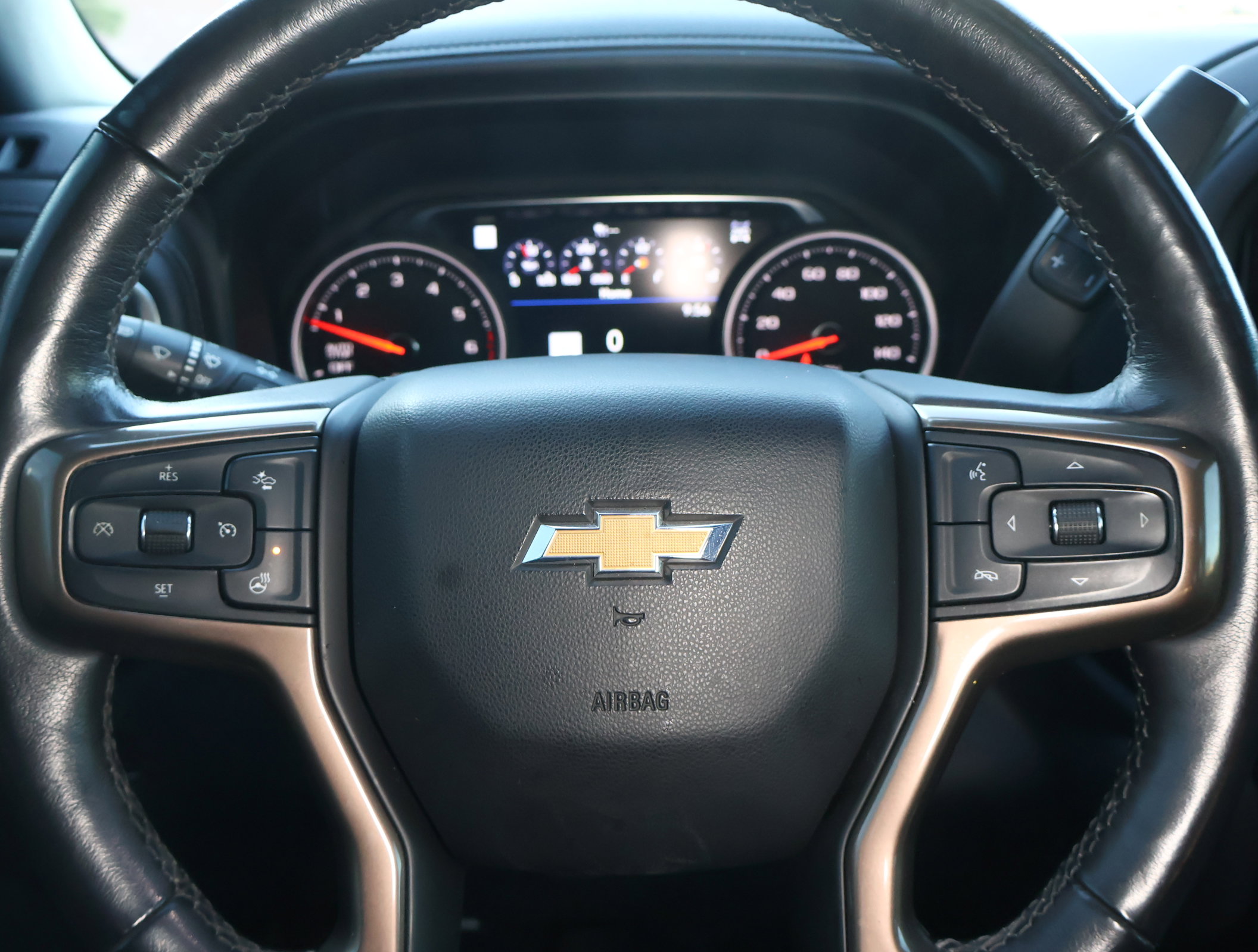 Used 2020 Chevrolet Silverado 1500 High Country w/ Technology Package image 17