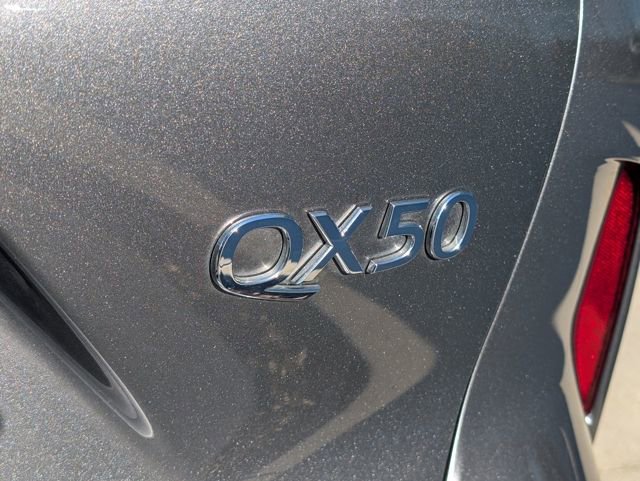 Certified 2025 INFINITI QX50 Luxe image 35