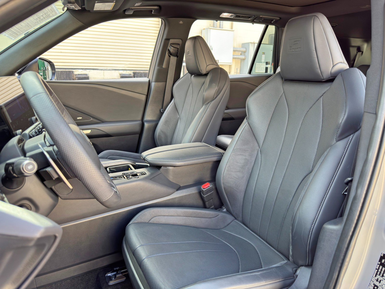 Used 2024 Lexus TX 500h AWD w/ Technology Package image 38