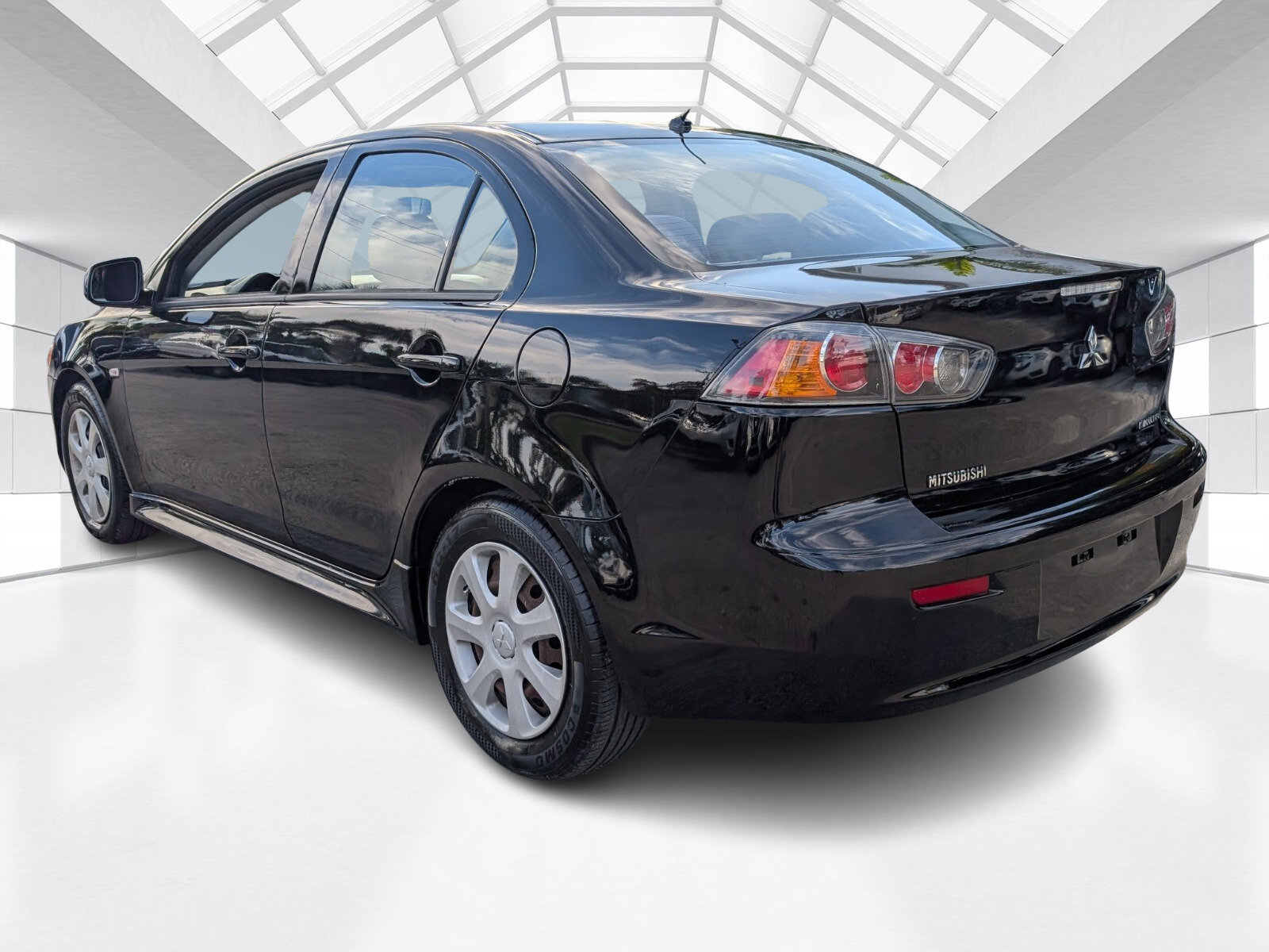 Used 2014 Mitsubishi Lancer ES image 5