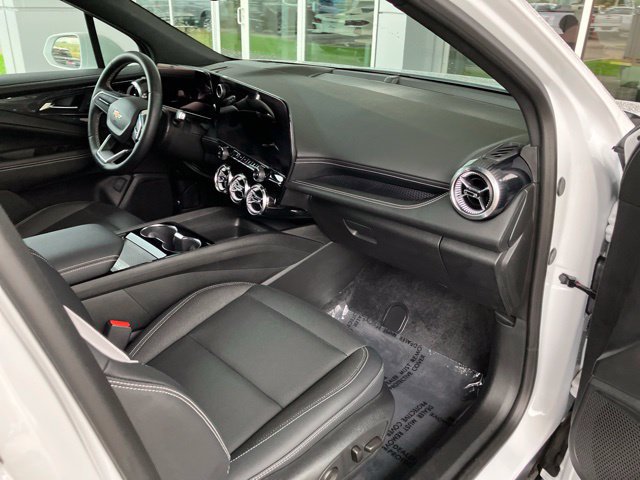 Used 2024 Chevrolet Blazer EV LT AWD/4WD image 9